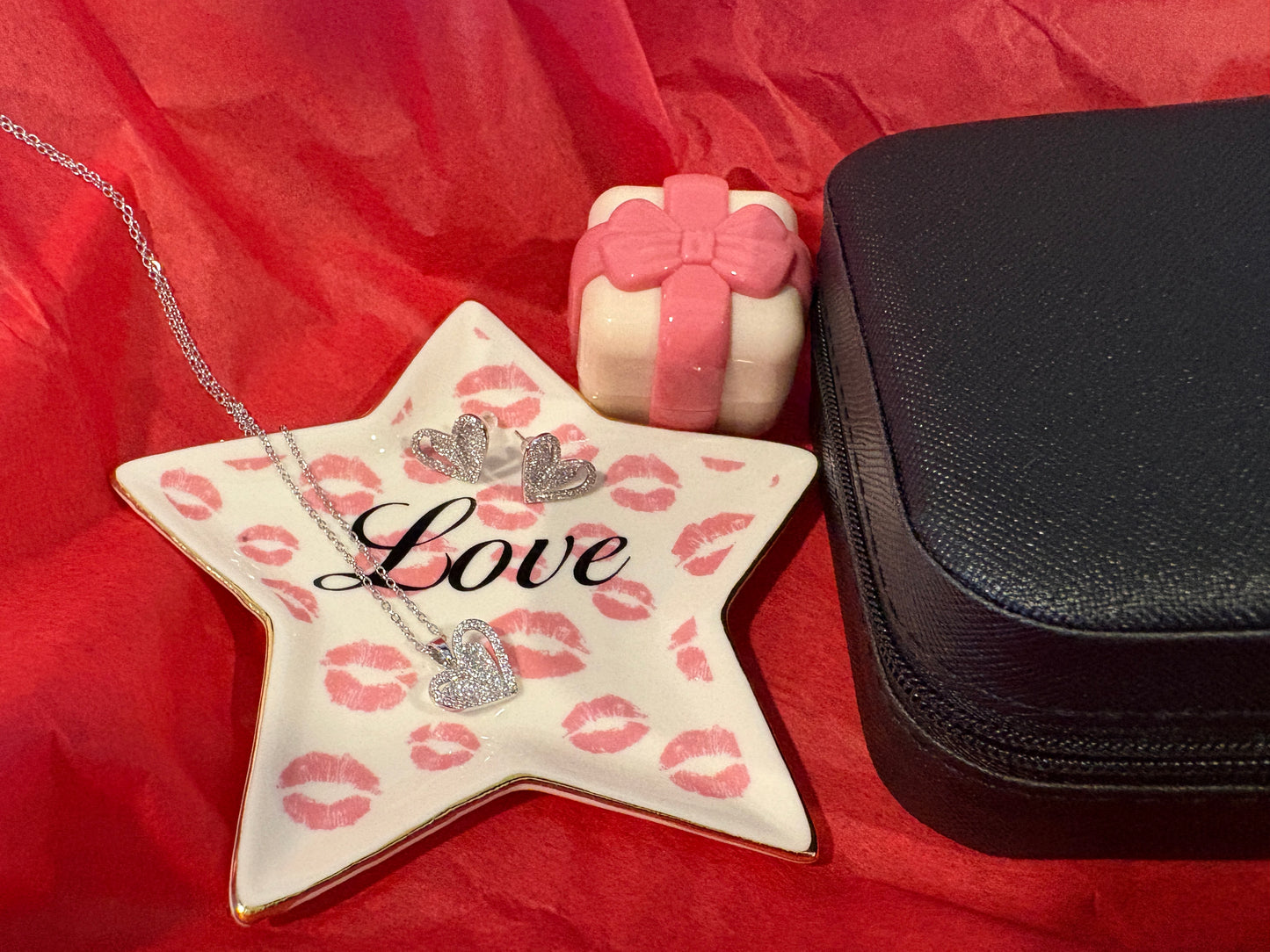 Starlit Hearts Holiday Gift Set - Perfect for Gift Giving
