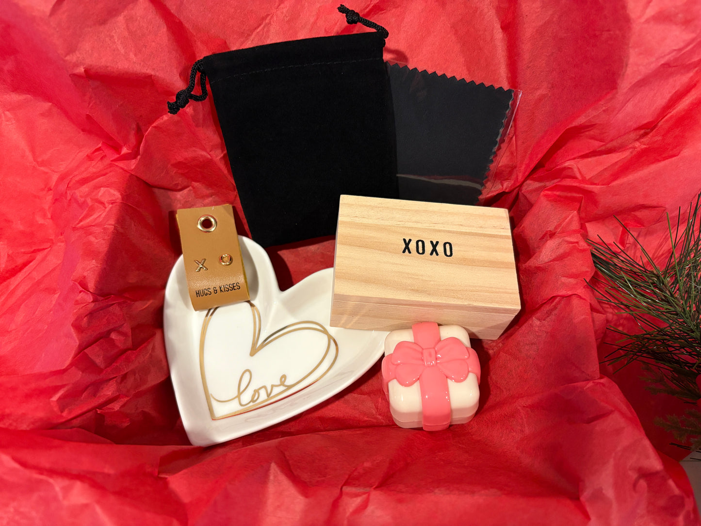 XO Love Gift Set - Perfect Gift For The Woman You Love
