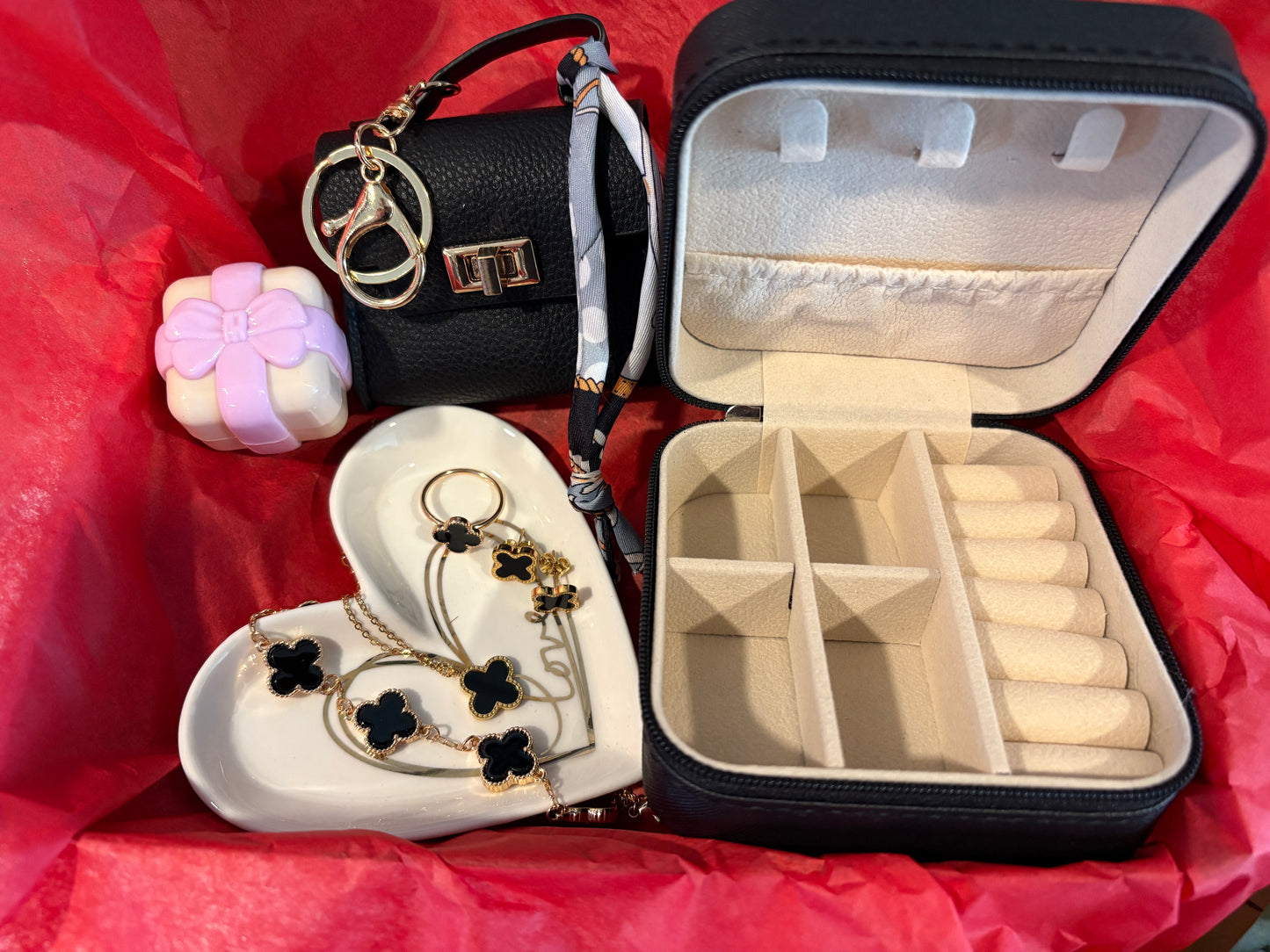 Golden Noir Deluxe Holiday Gift Set - Gold & Black Quatrefoil Jewelry Gift Set