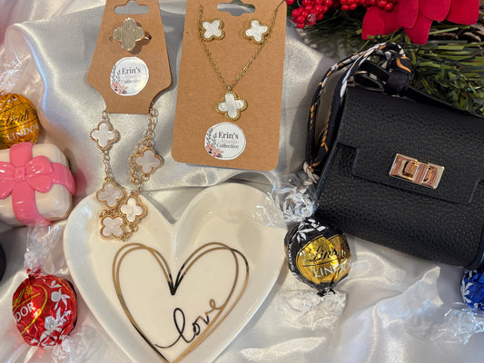 Golden Radiance Deluxe Holiday Gift Set- Perfect Gift for any occasion