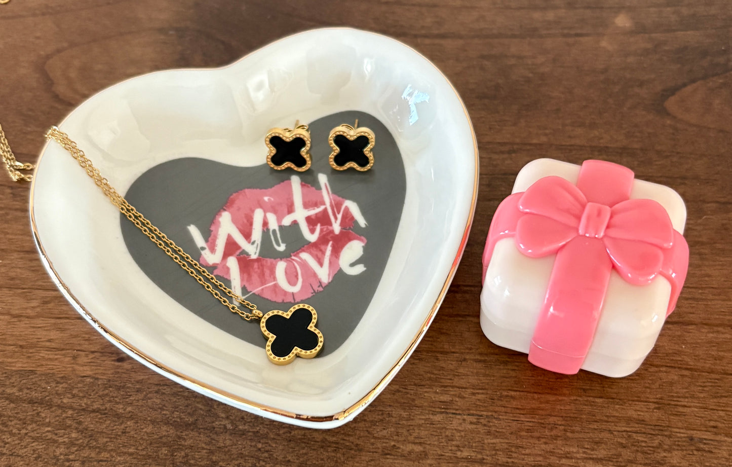 Black & Gold Quatrefoil Earring/Necklace Jewelry Gift Set