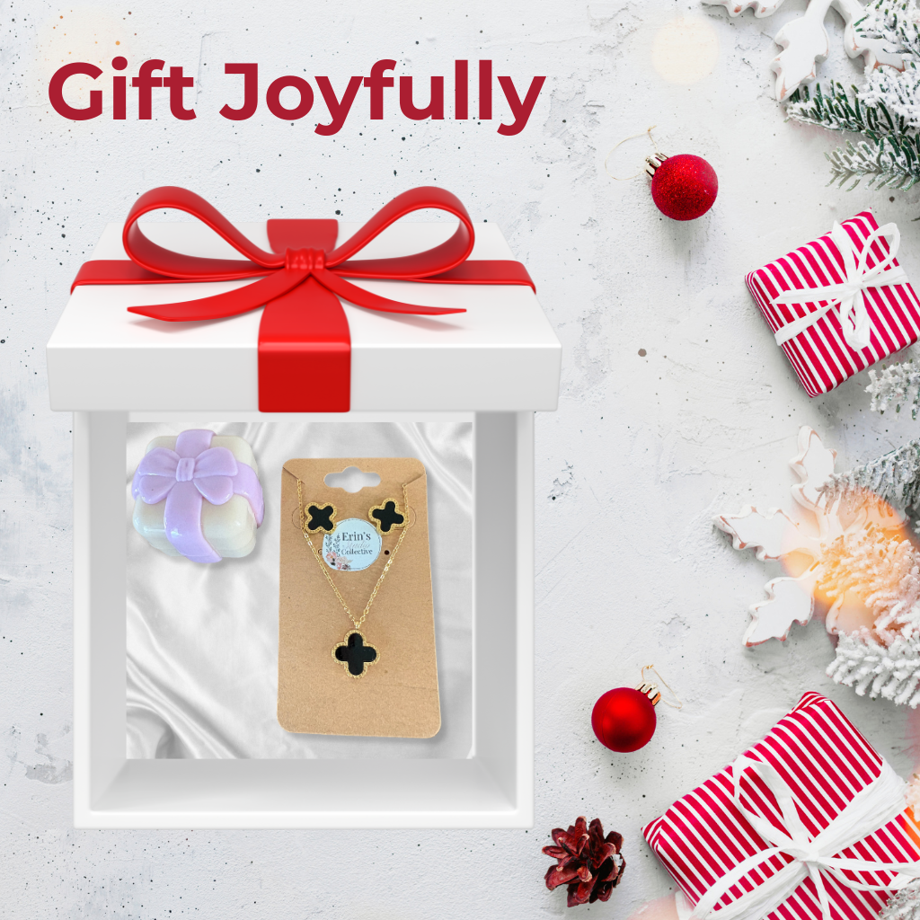 Black & Gold Quatrefoil Earring/Necklace Jewelry Set