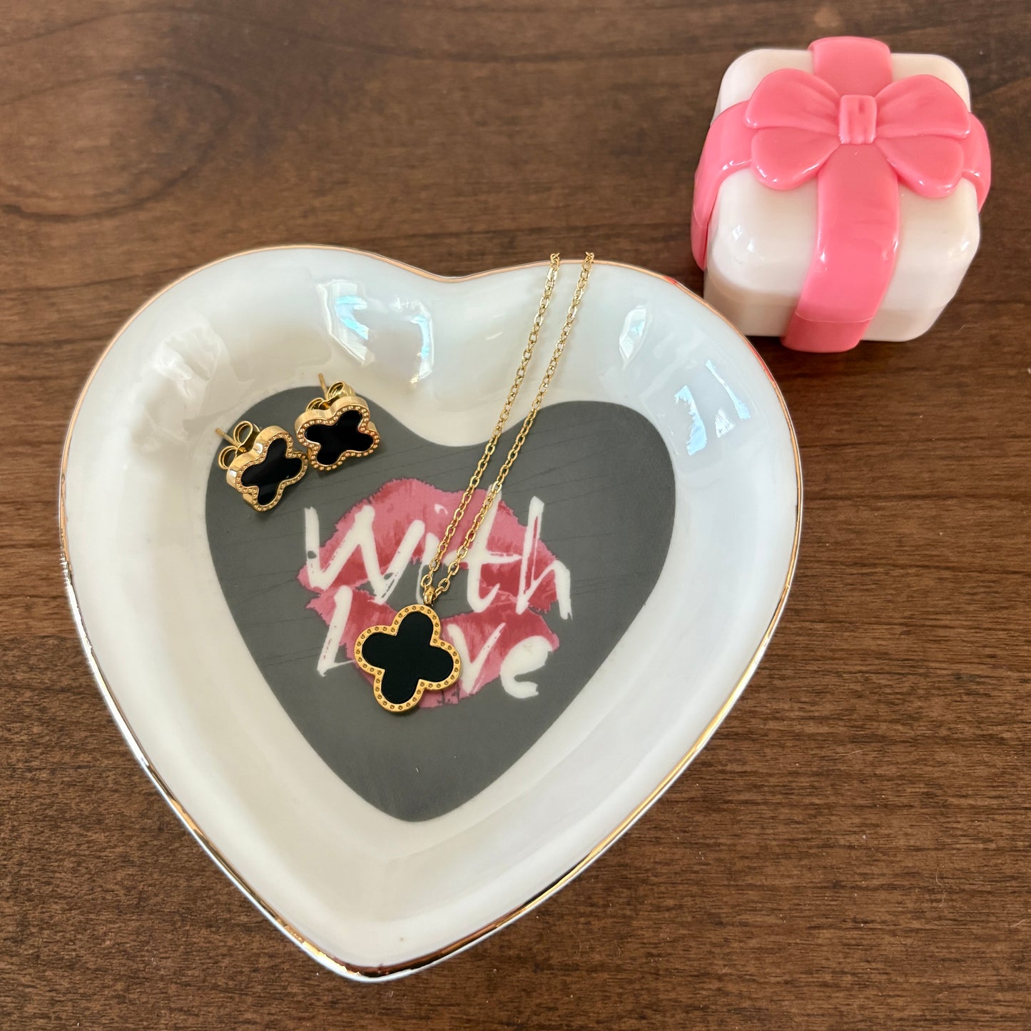 Black & Gold Quatrefoil Earring/Necklace Jewelry Gift Set