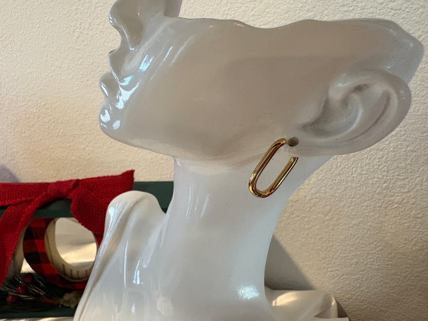 Modern Muse Holiday Gift Set in Gold - Thoughtful Holiday Gifts