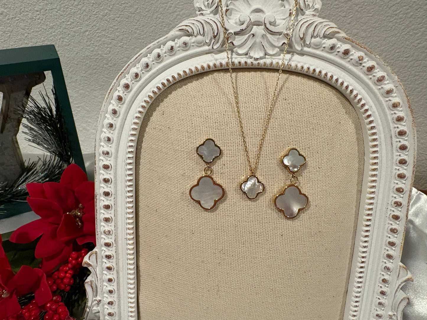 Gold Radiance Gift Set - Give Gifts that Matter