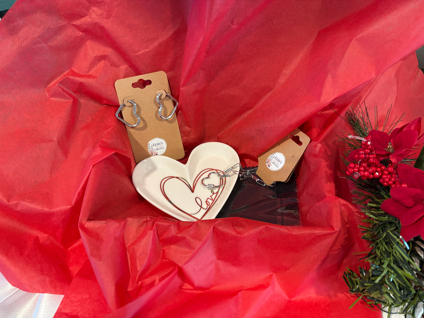 Holiday Heart Gift Set in Silver - Heartfelt Gifts - Wrapped and Ready to Give