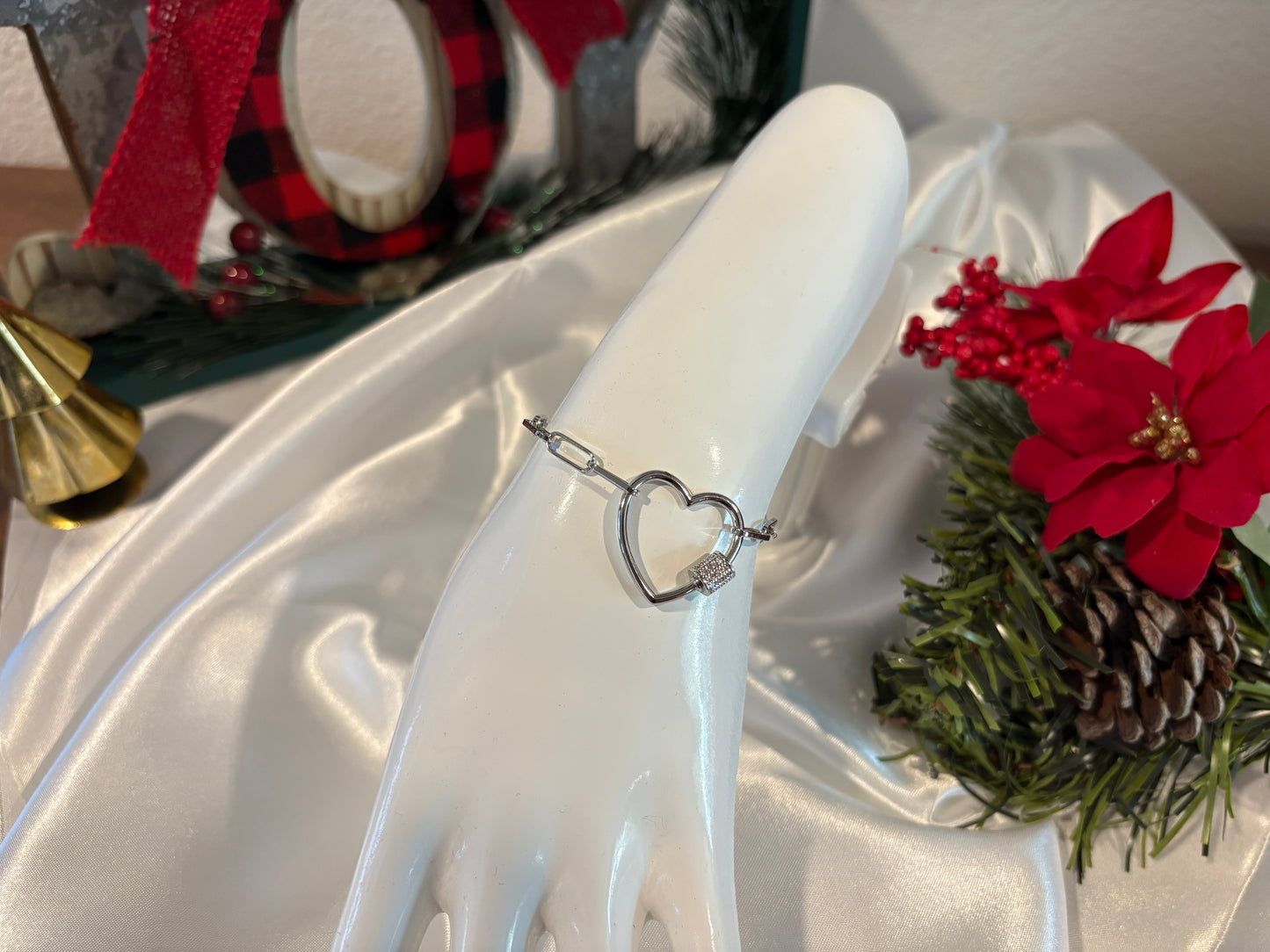 Holiday Heart Gift Set in Silver - Heartfelt Gifts - Wrapped and Ready to Give