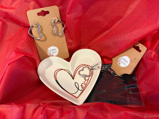Holiday Heart Gift Set in Silver - Heartfelt Gifts - Wrapped and Ready to Give