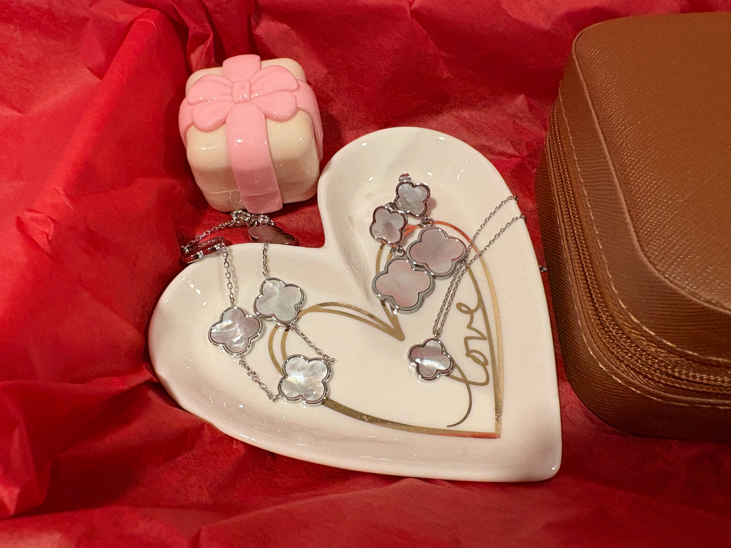 Silver Radiance Holiday Gift Set - Holiday Gifts That Shine