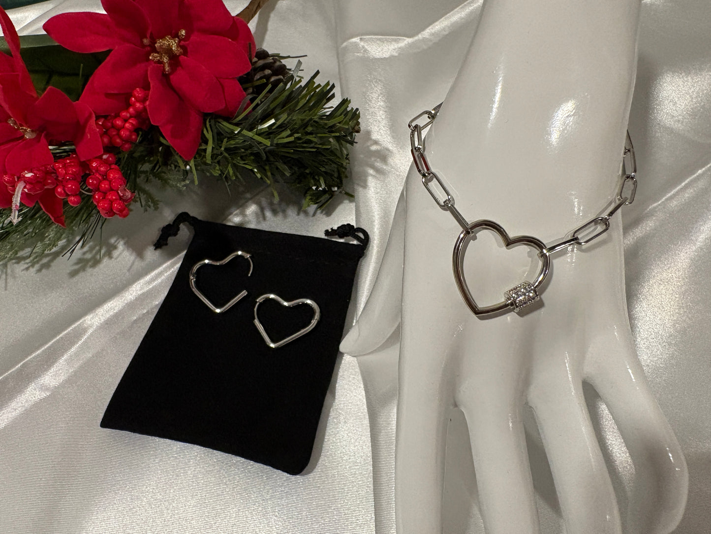 Holiday Heart Jewelry Set in Silver - Wrapped in love, ready to give
